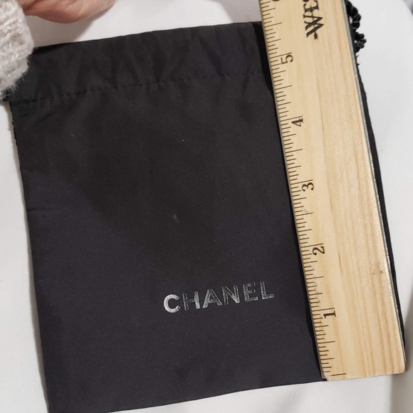 Chanel xsmall dustbag with pull string - Picture 3 of 4